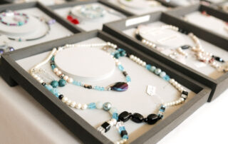 Detailaufnahme von Schmuckset - Maria Lea Fotografie
