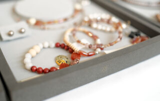 Detailaufnahme von Schmuckset - Maria Lea Fotografie